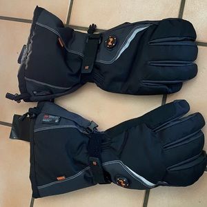 Brand new heated gloves